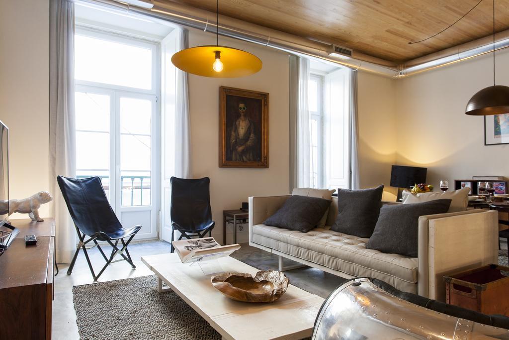 Joivy Downtown Design Apartments Lisbon Exterior photo
